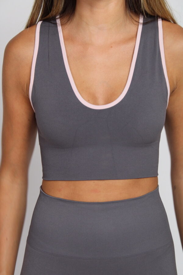 Top Nina - Image 2